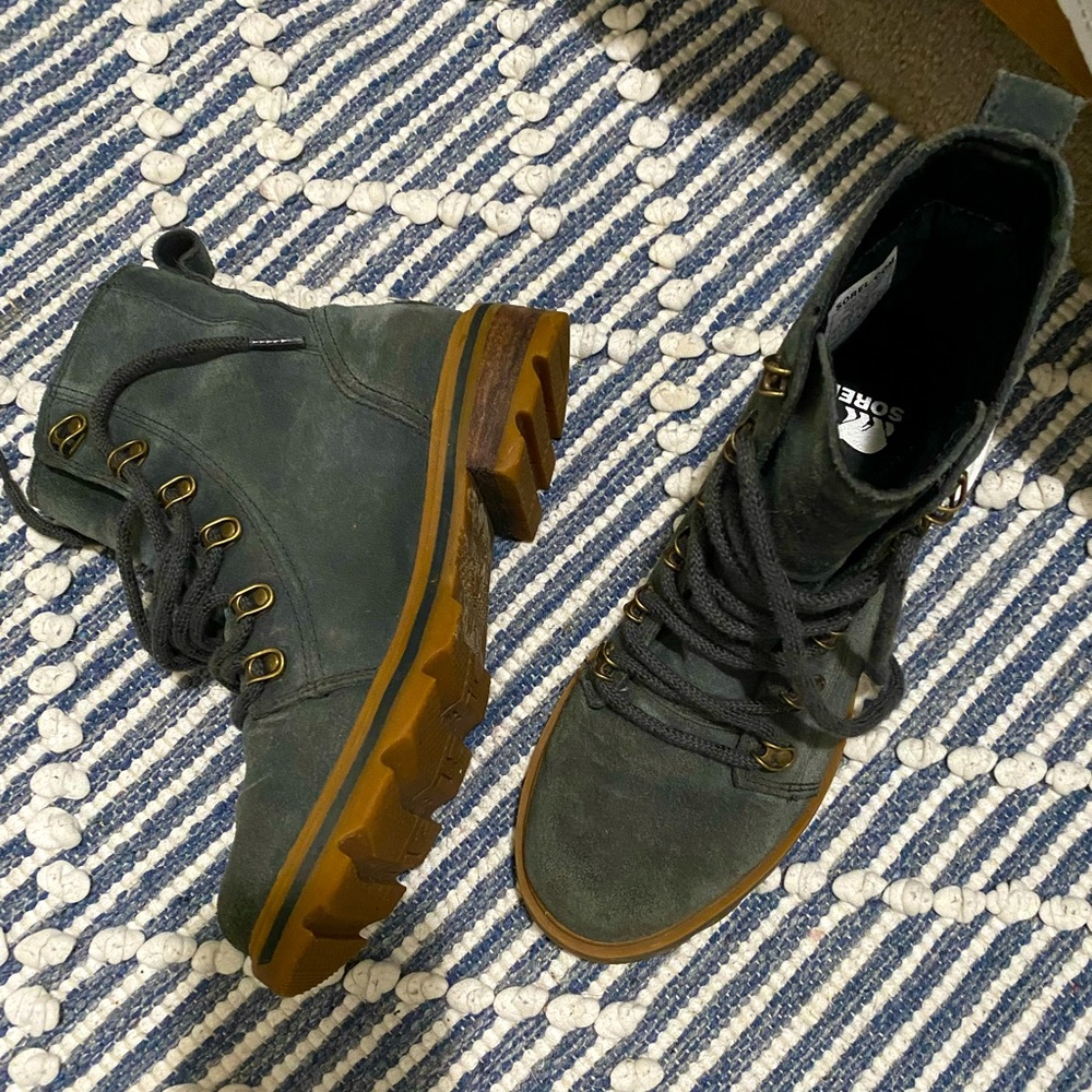Sorel Lennox Boots Suede